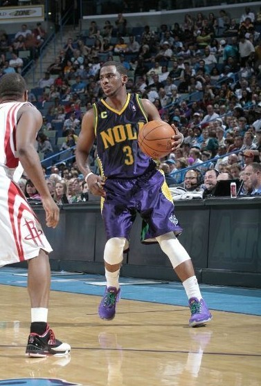 他多次限制 他多次限制